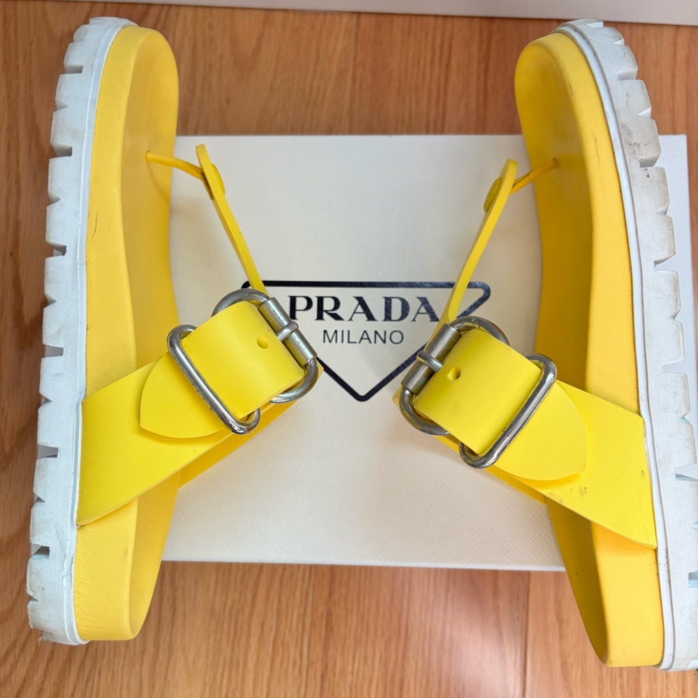 Prada rubber sandal - Birkenstock style - Picture 3 of 8